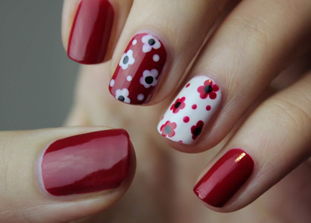 Customized Manicures and Nail Artistry at Pavona Parlor